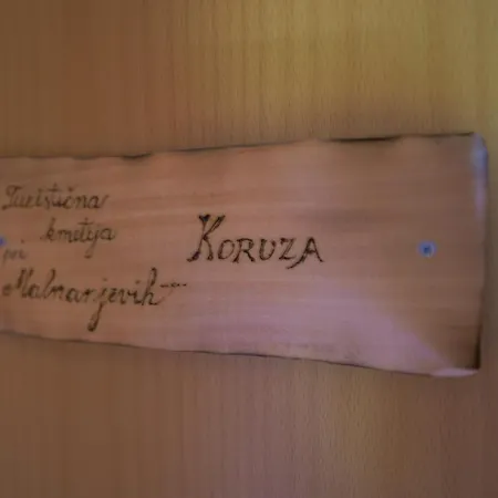 Domacija Malnarjevi * Villa Slavina