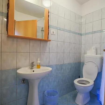 Domacija Malnarjevi Farm stay Villa Slavina