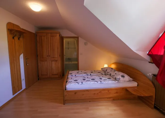 Agroturismo Domacija Malnarjevi *