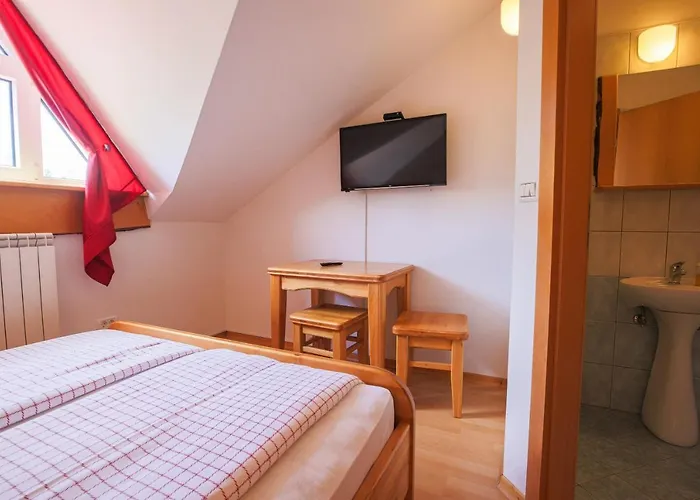 Agroturismo Domacija Malnarjevi *