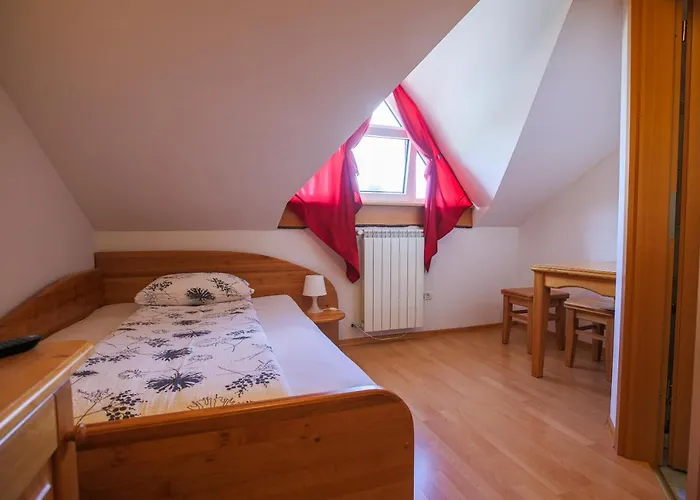 Alloggio per agriturismo Domacija Malnarjevi *