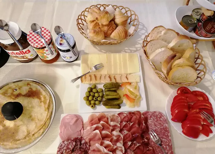 Domacija Malnarjevi Villa Slavina